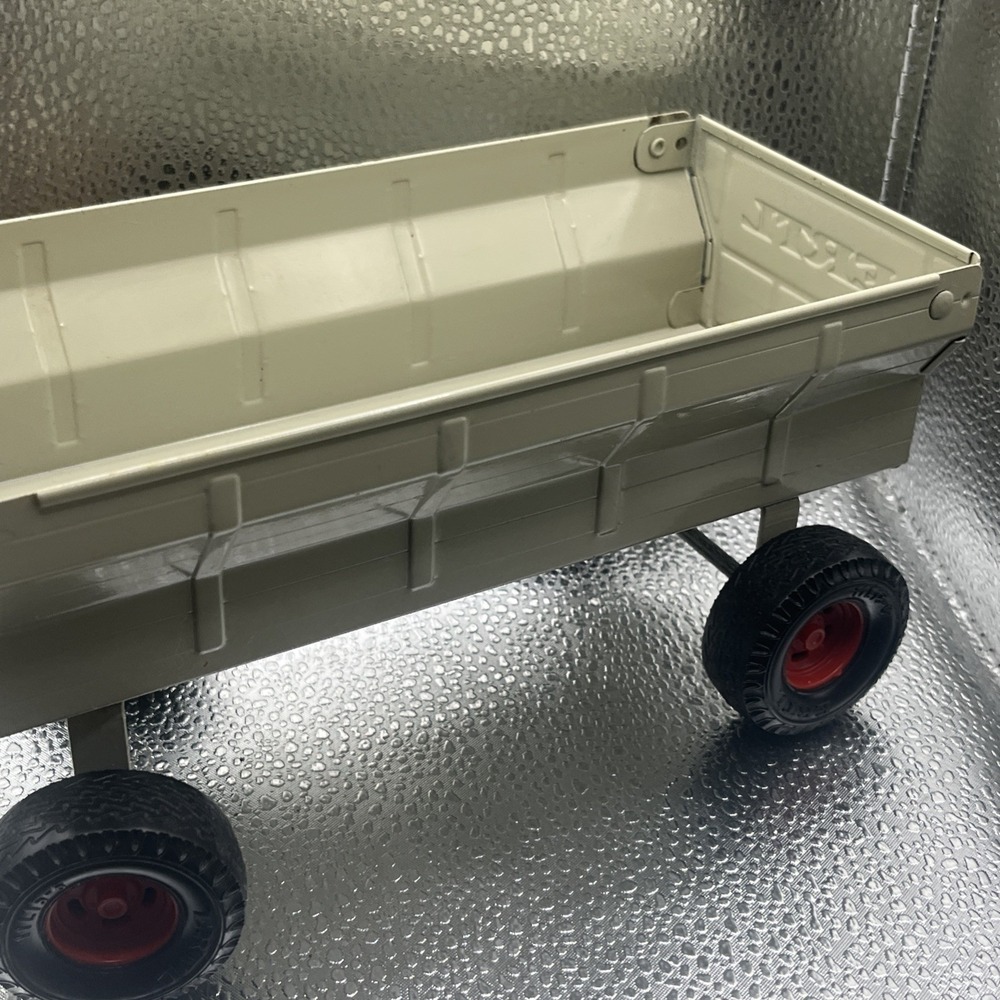 Vintage Ertl Grain Feed Wagon Trailer Farming Toy's  Pressed Steel (1054) - Picture 8 of 16